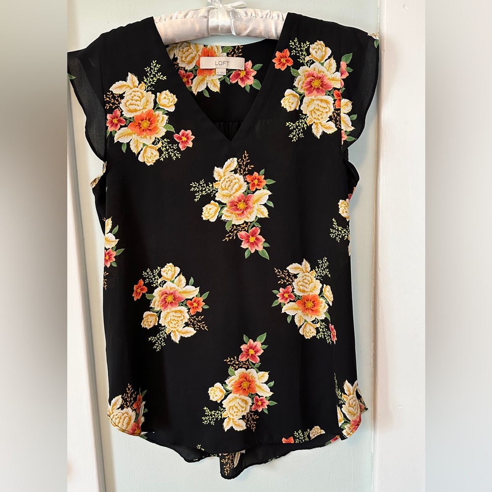 Loft floral blouse, women’s medium, butterfly sleeves #0004